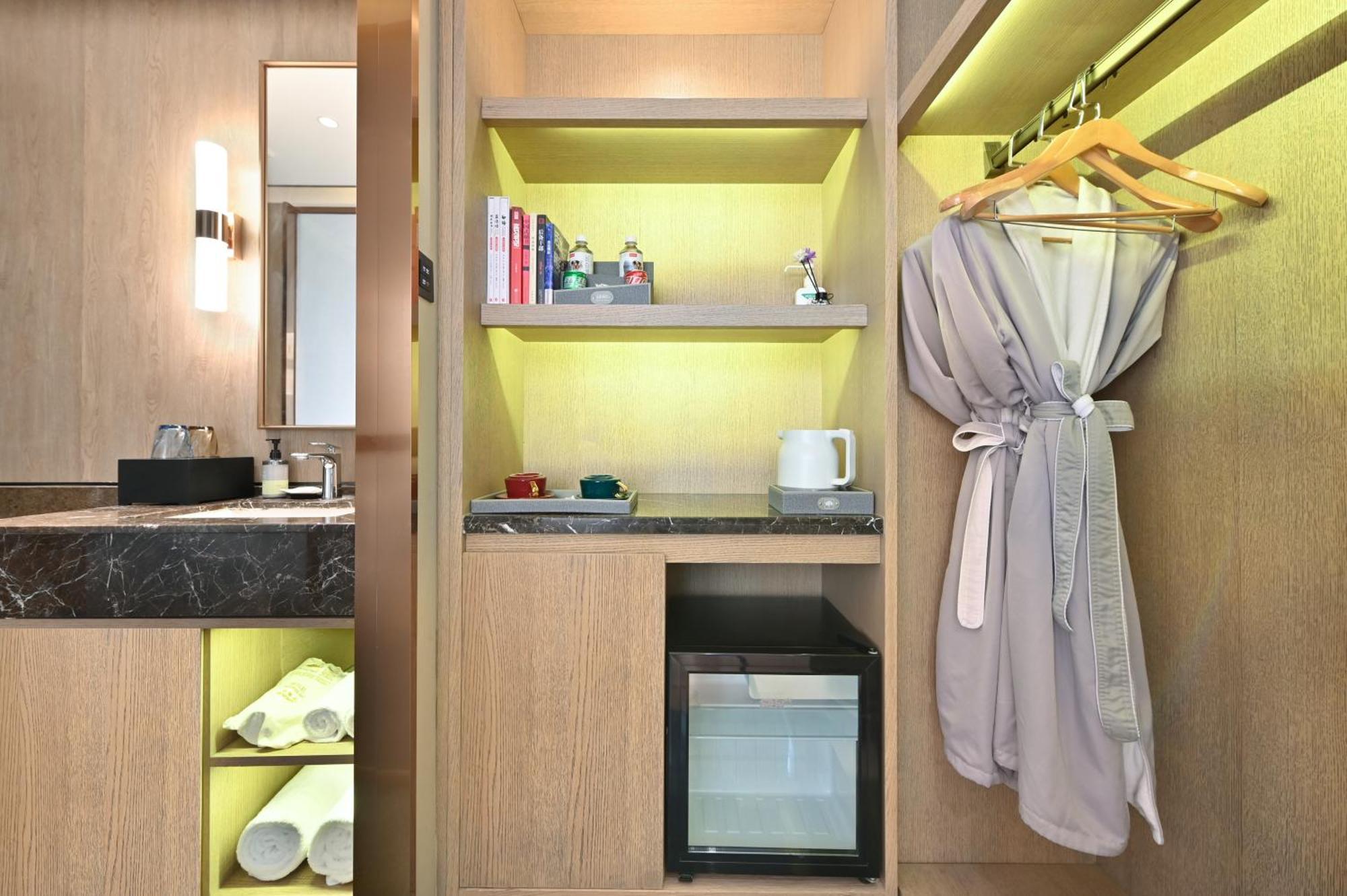 Jingli Hotel Beijing Heshenghui Dajiaoting Subway Station Branch Kültér fotó
